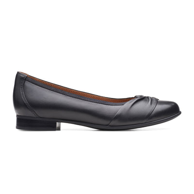 Un Blush Wish Black Leather