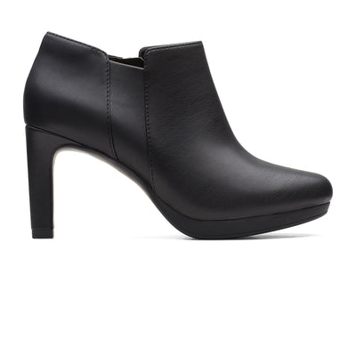 Ambyr Step Black Synthetic