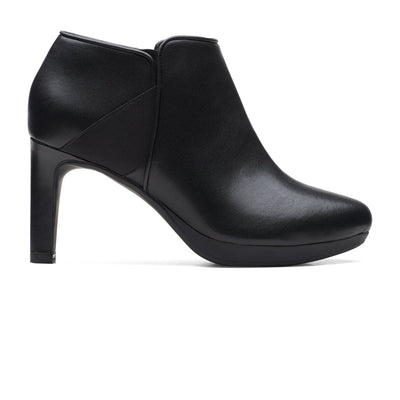 Ambyr Gem Black Leather
